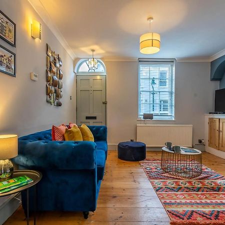 Two Bedroom House In Canterbury City Centre المظهر الخارجي الصورة